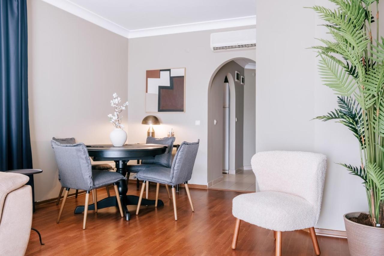 Stylish Retreat W Balcony 2 Min To Bagdat Ave Apartament Istanbul